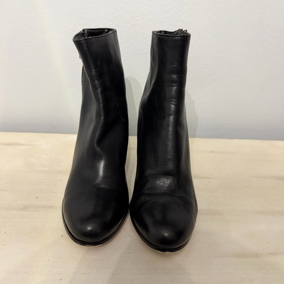 Michael Kors Black Leather Margaret Ankle Booties Size 8.5 - Picture 5 of 9